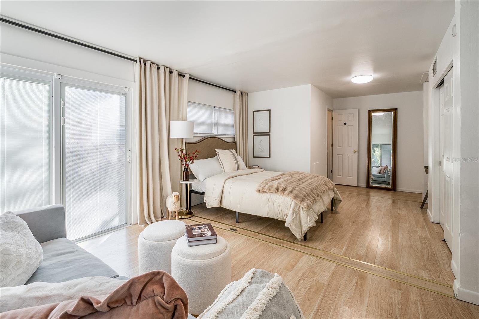 Image 15 of 60 For 720 - 724 7th Street N