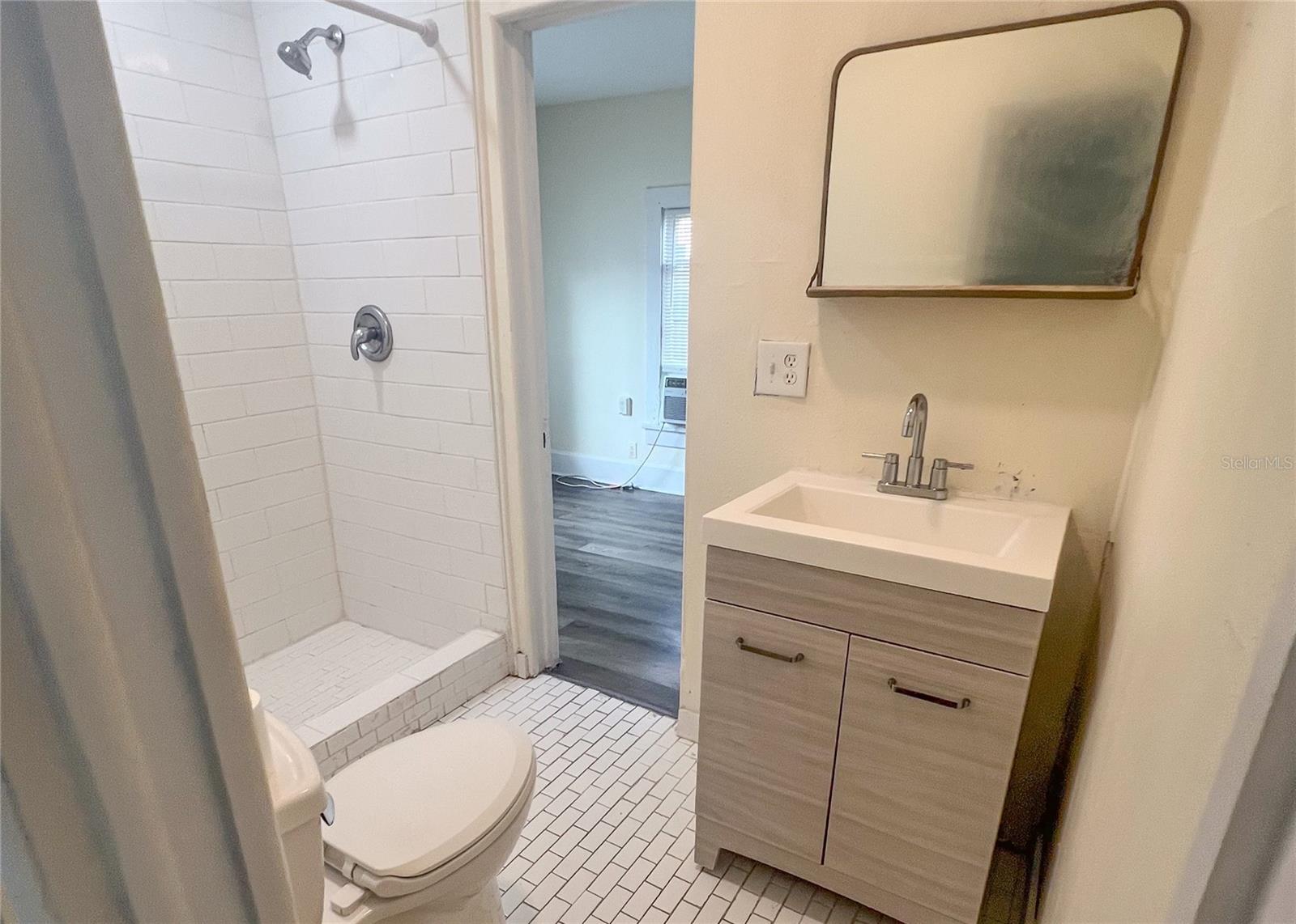 Image 53 of 60 For 720 - 724 7th Street N