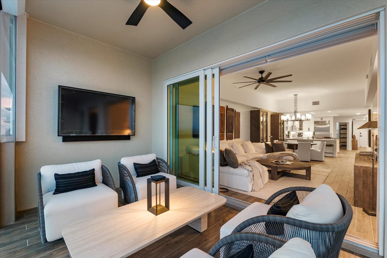 Image 17 of 96 For 125 Island Way 602