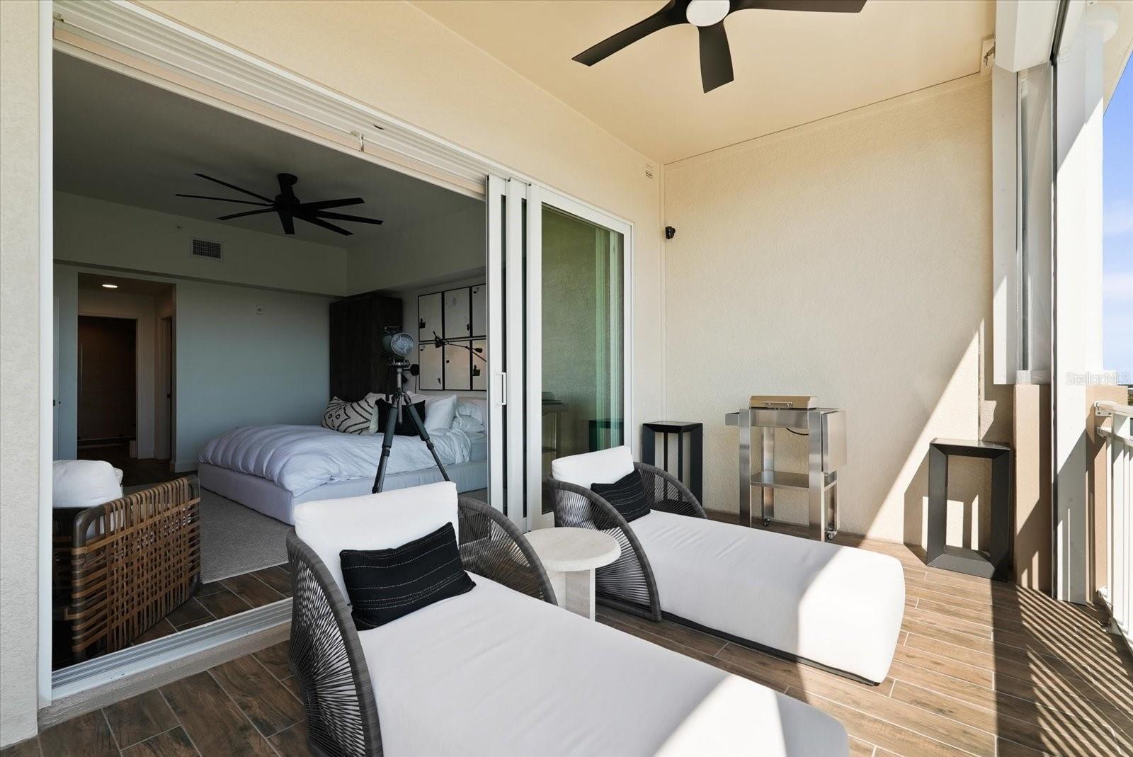 Image 26 of 96 For 125 Island Way 602