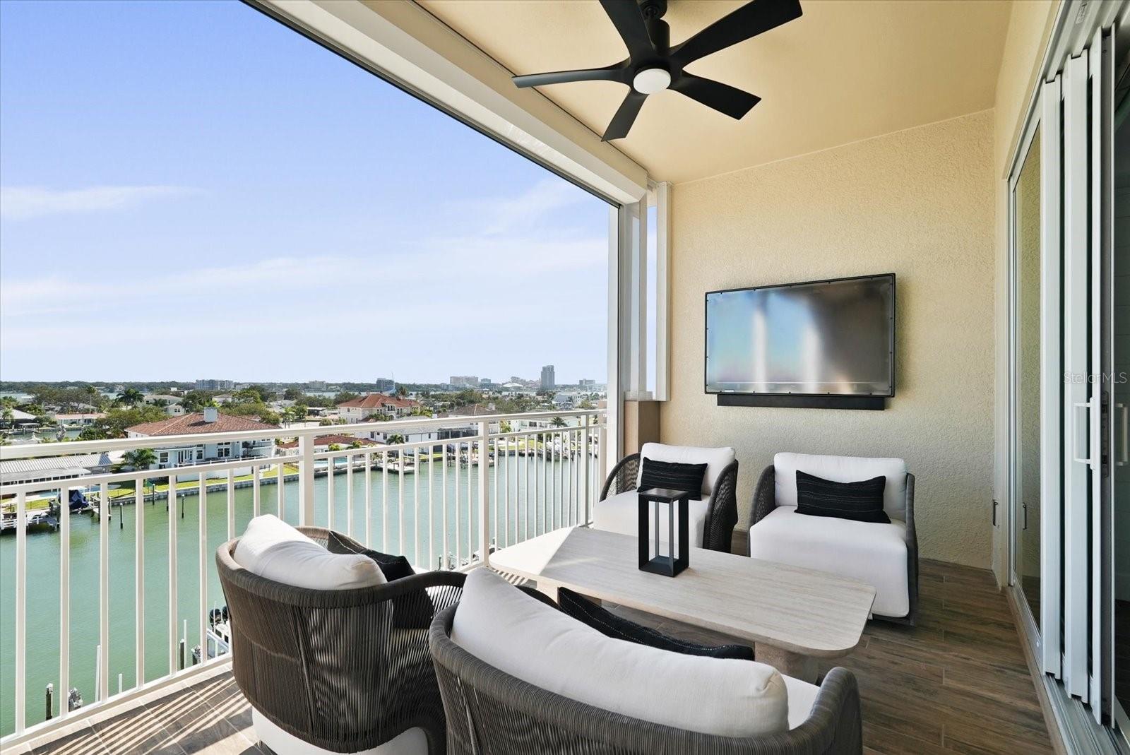 Image 34 of 96 For 125 Island Way 602