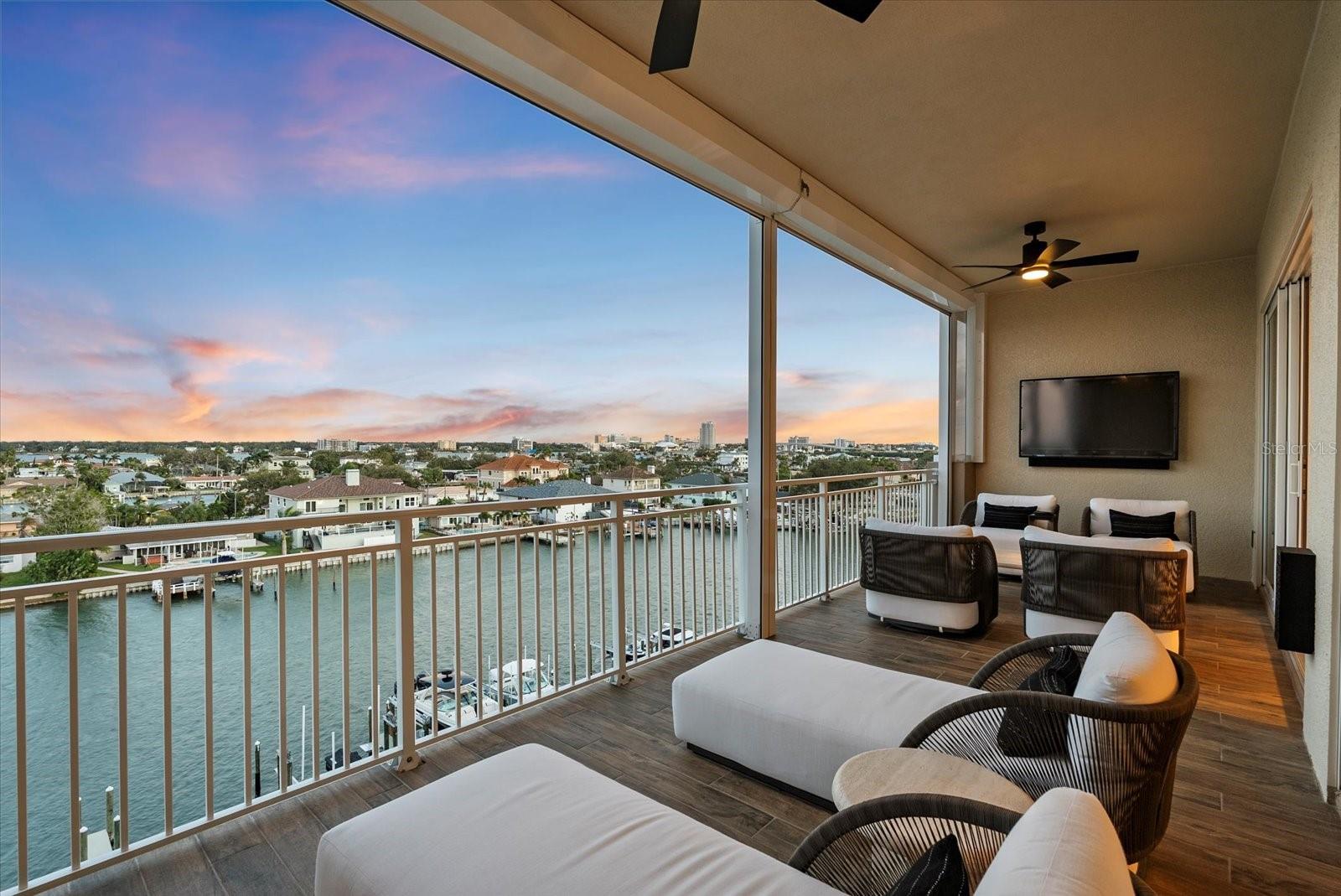 Image 48 of 96 For 125 Island Way 602