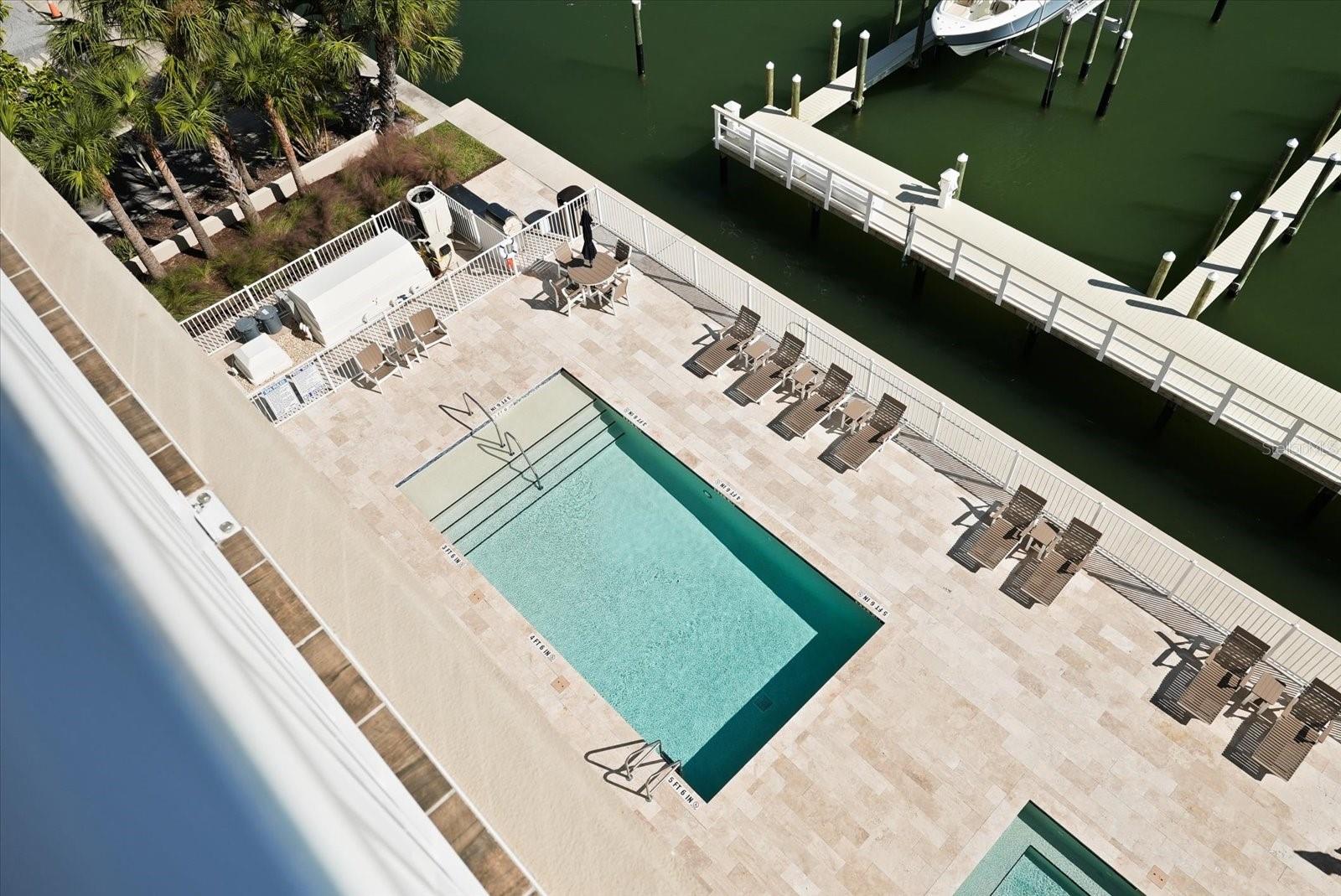 Image 62 of 96 For 125 Island Way 602