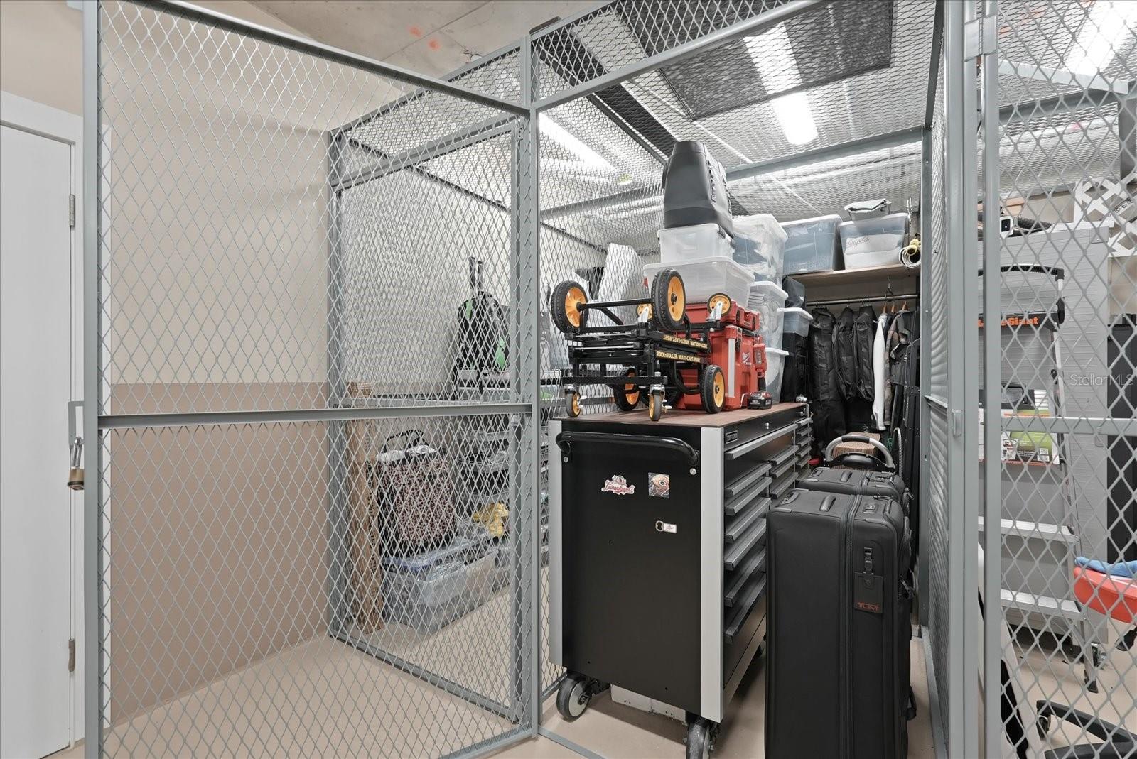 Image 68 of 96 For 125 Island Way 602