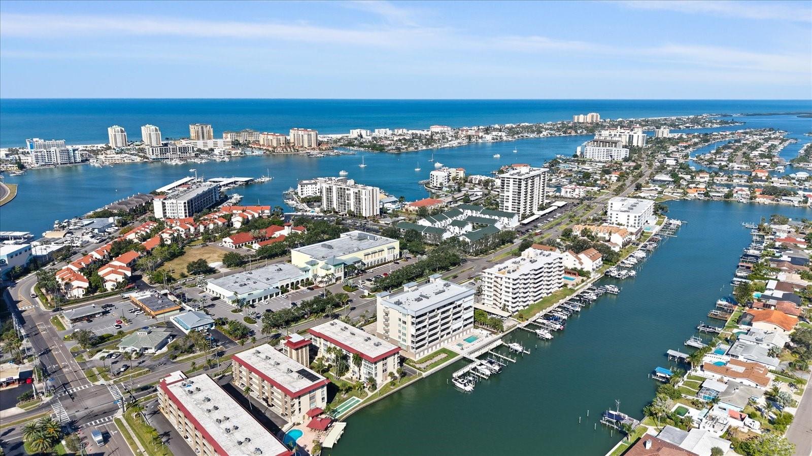 Image 82 of 96 For 125 Island Way 602