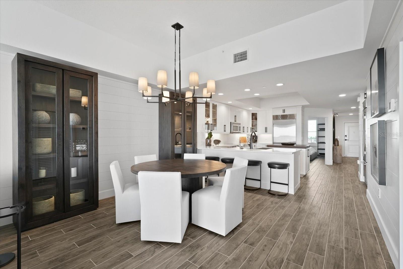 Image 9 of 96 For 125 Island Way 602