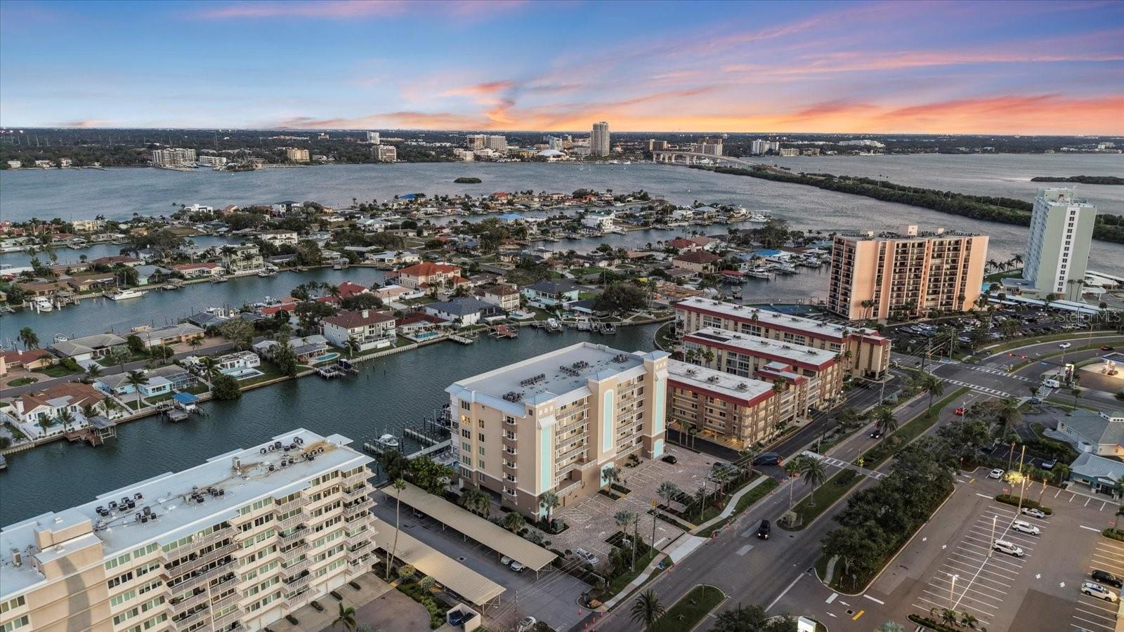 Image 94 of 96 For 125 Island Way 602