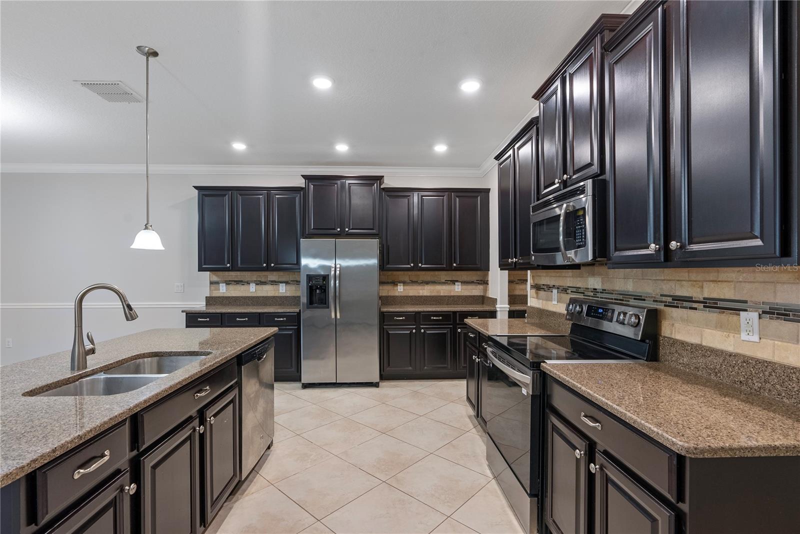 Image 12 of 36 For 19342 Paddock View Drive