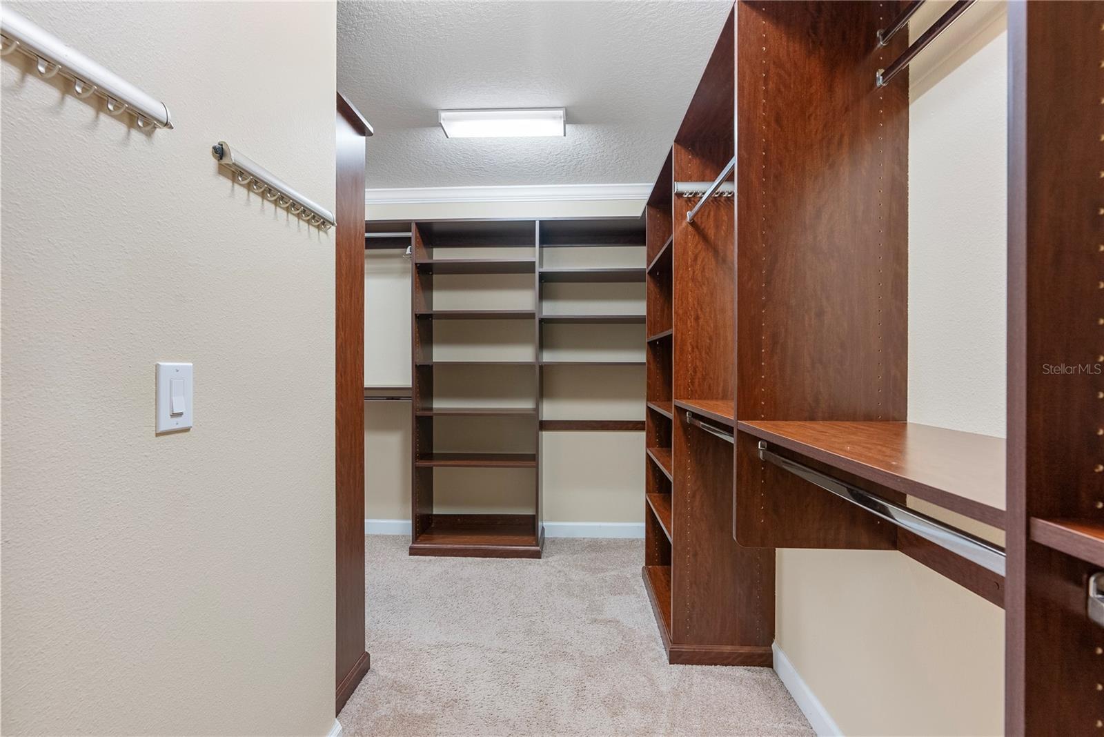 Image 23 of 36 For 19342 Paddock View Drive