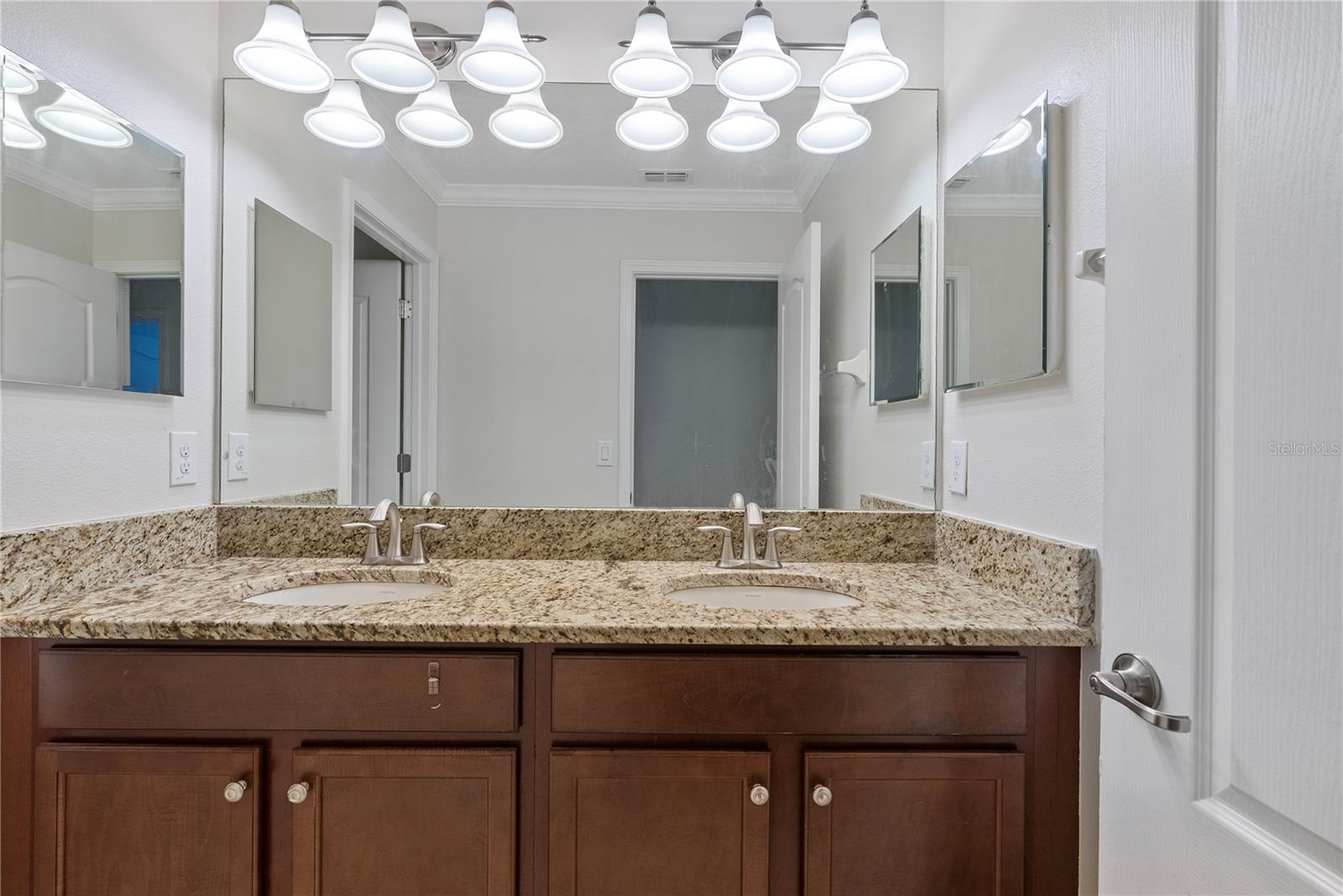 Image 31 of 36 For 19342 Paddock View Drive