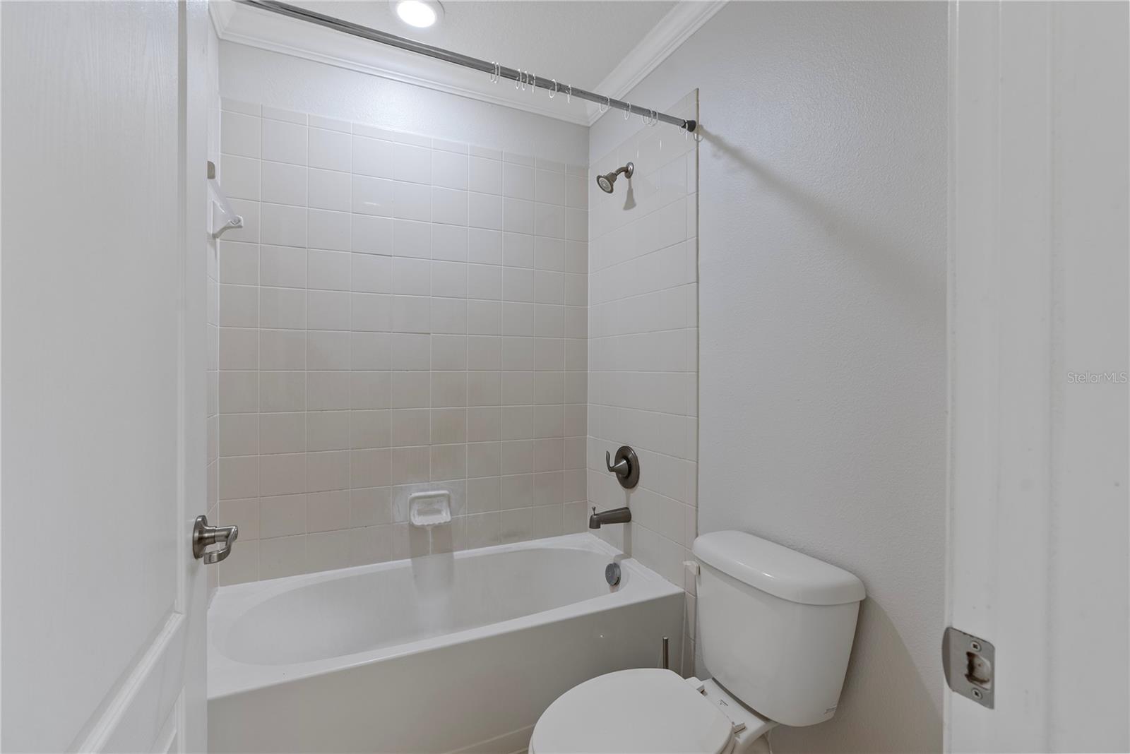 Image 32 of 36 For 19342 Paddock View Drive