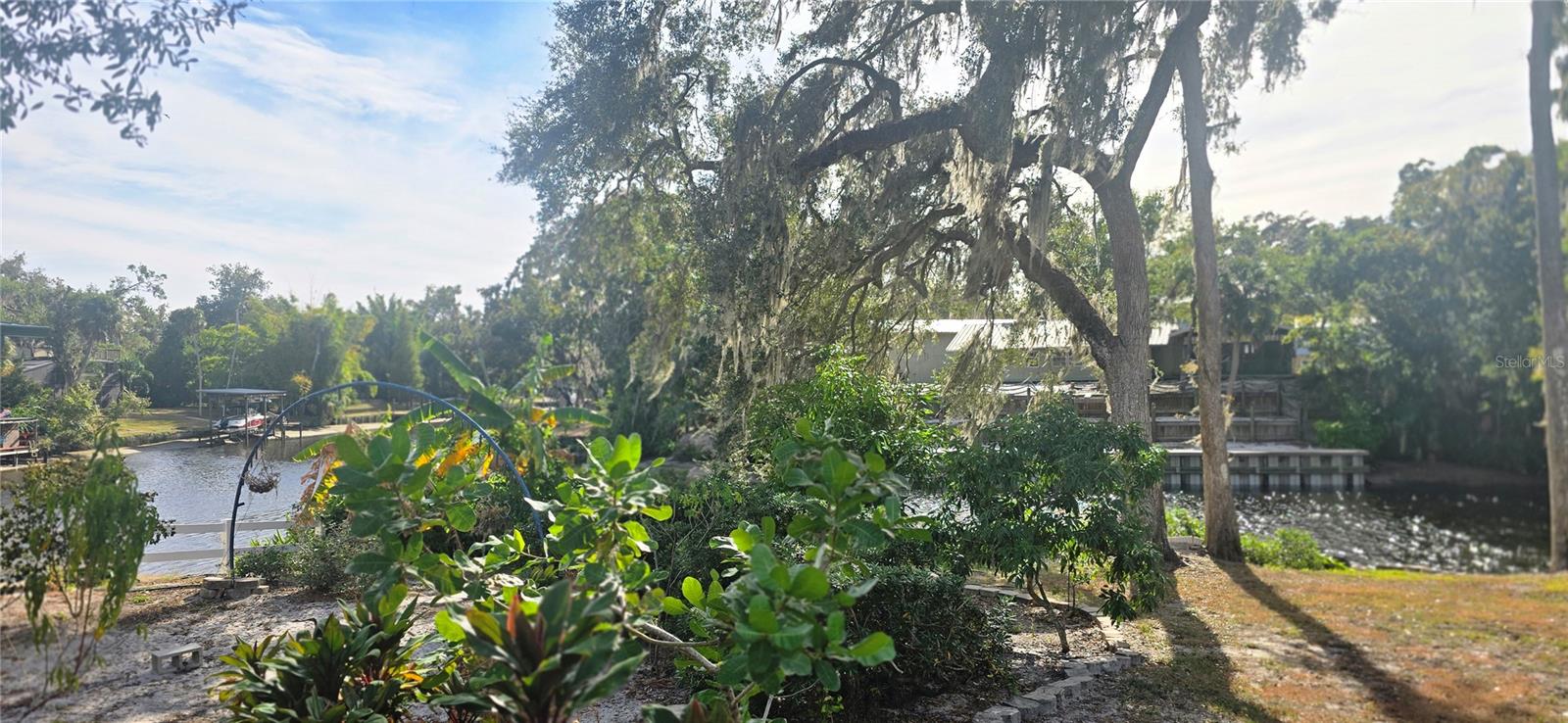 Image 19 of 24 For 3918 Alafia Boulevard