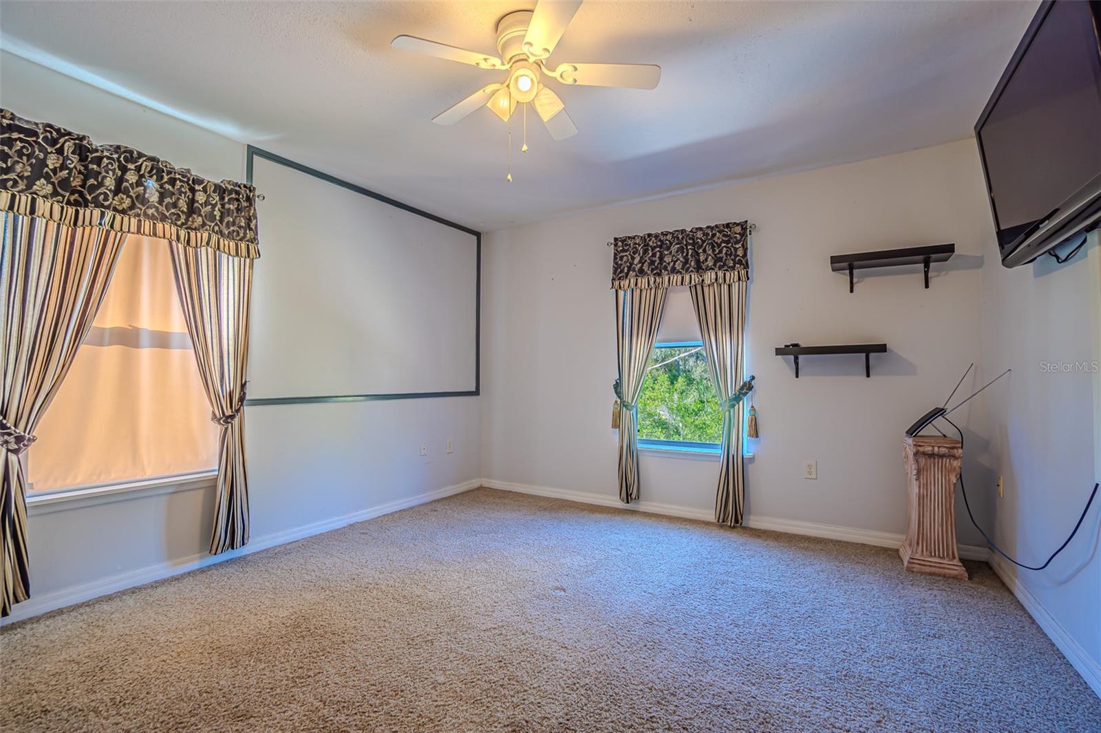 Image 29 of 46 For 3918 Alafia Boulevard