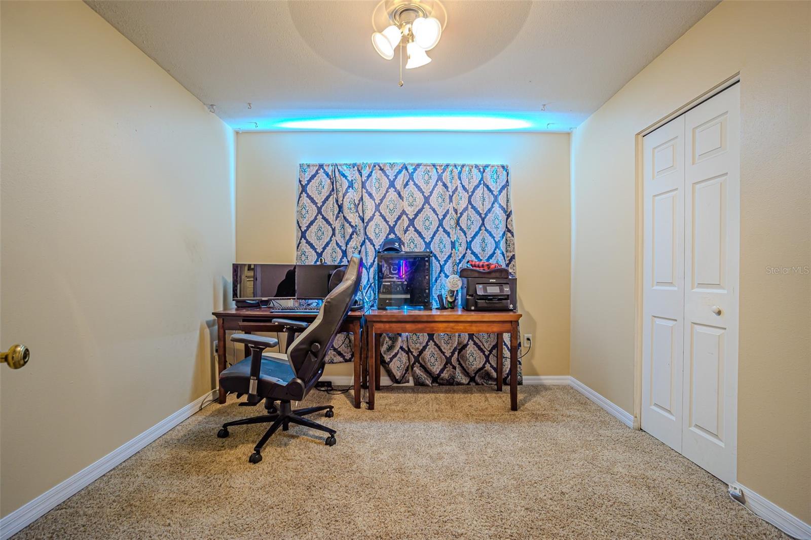 Image 31 of 46 For 3918 Alafia Boulevard