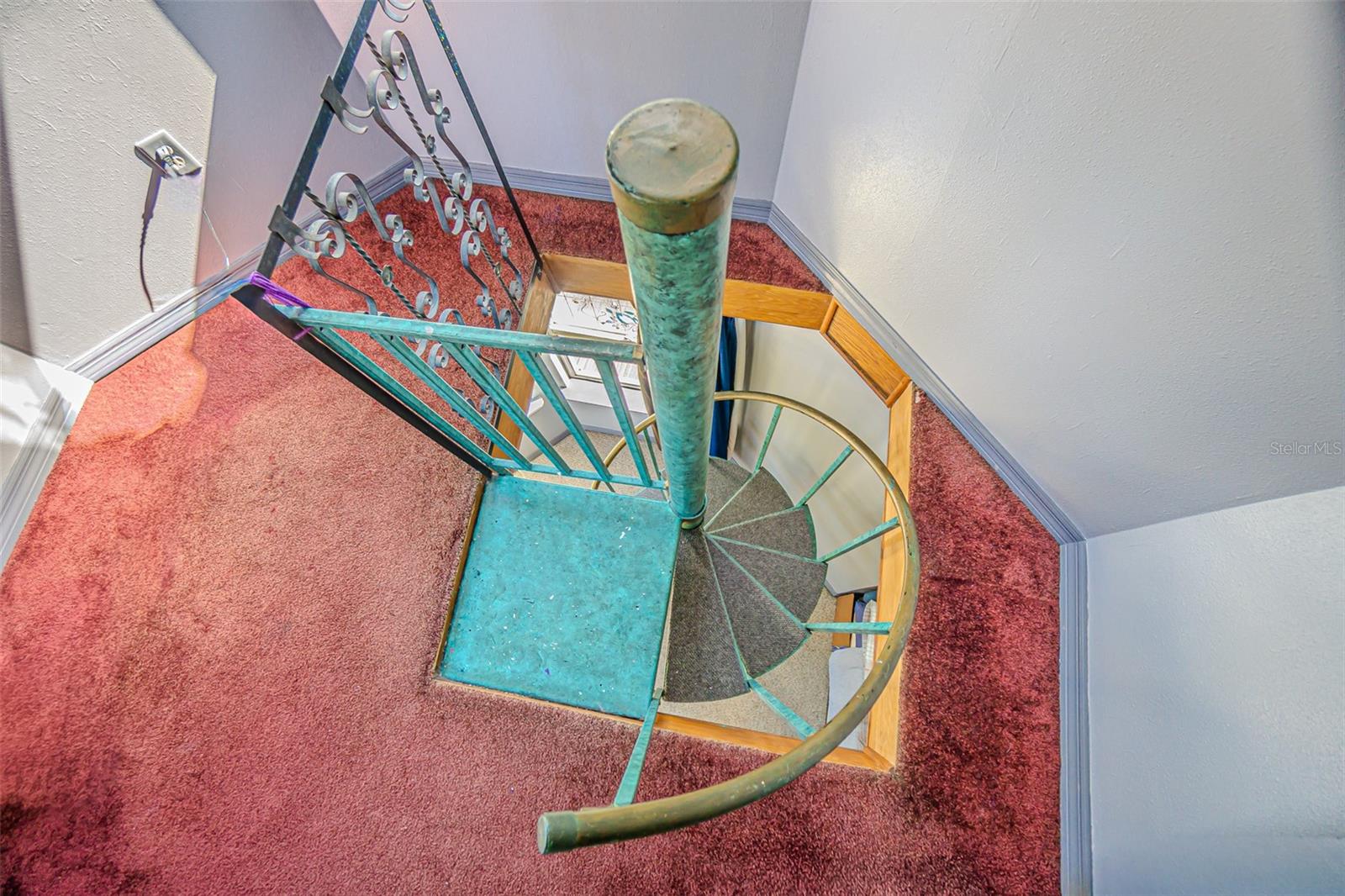 Image 35 of 46 For 3918 Alafia Boulevard