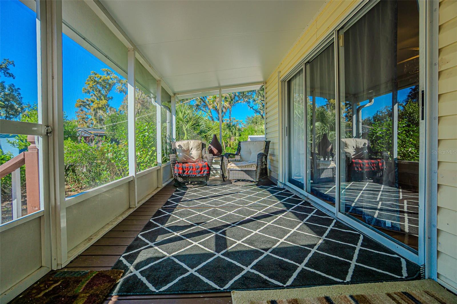 Image 38 of 46 For 3918 Alafia Boulevard