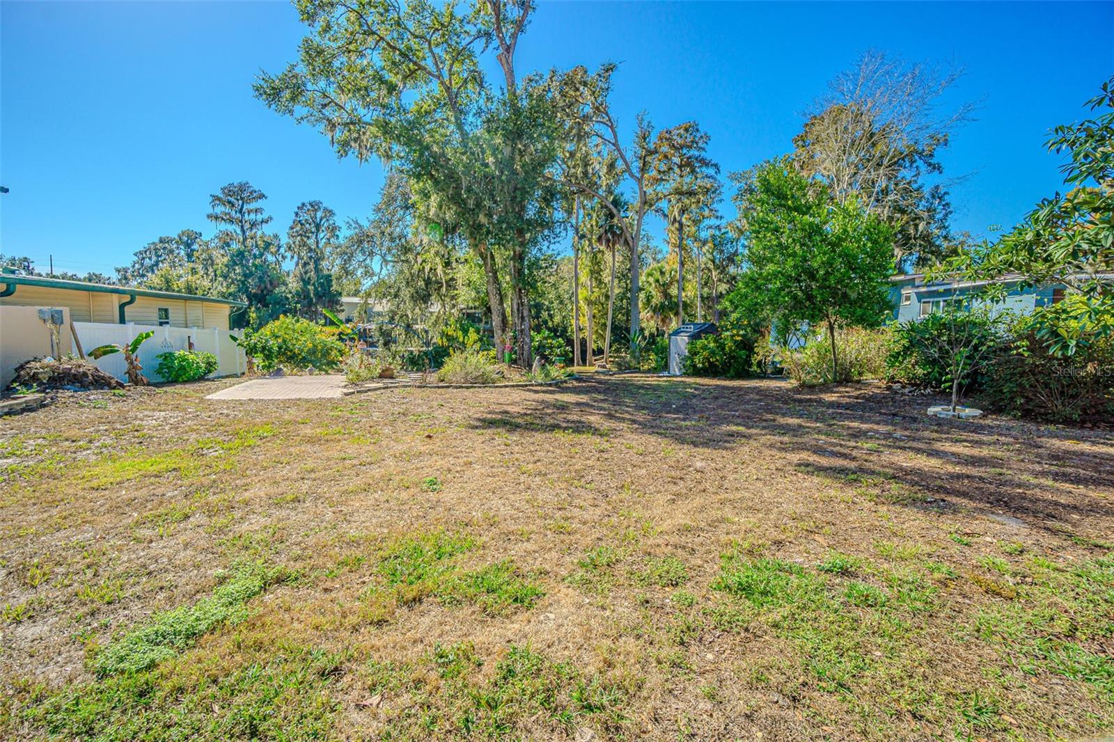 Image 39 of 46 For 3918 Alafia Boulevard