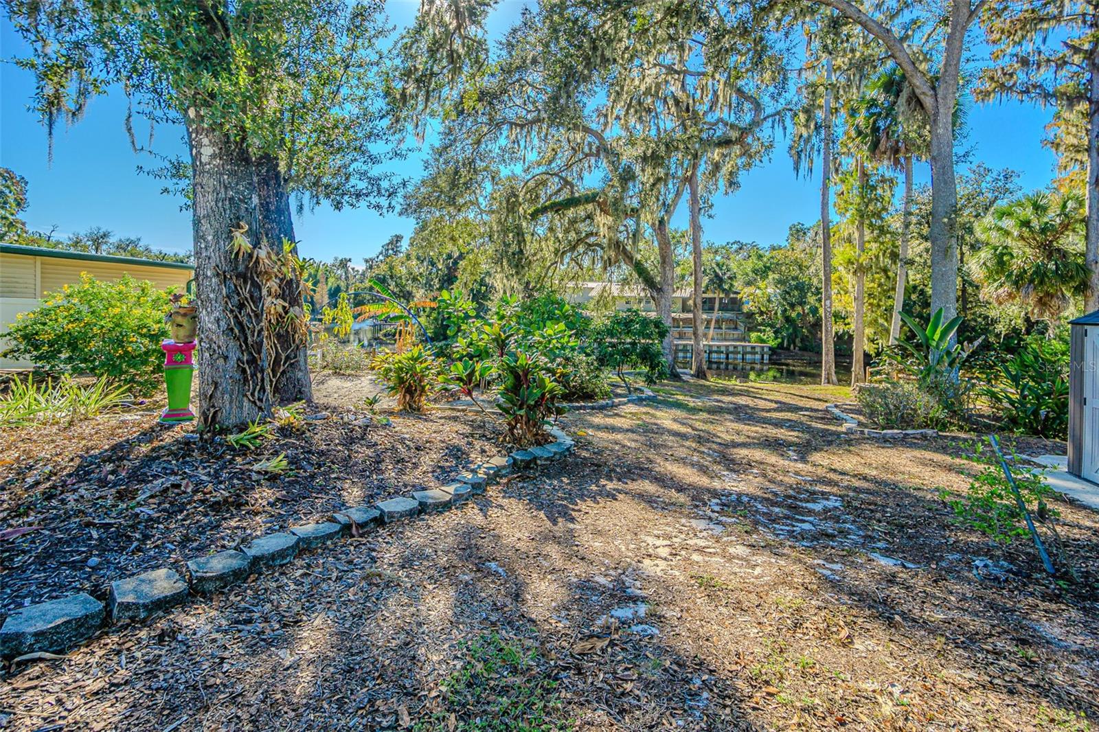Image 42 of 46 For 3918 Alafia Boulevard