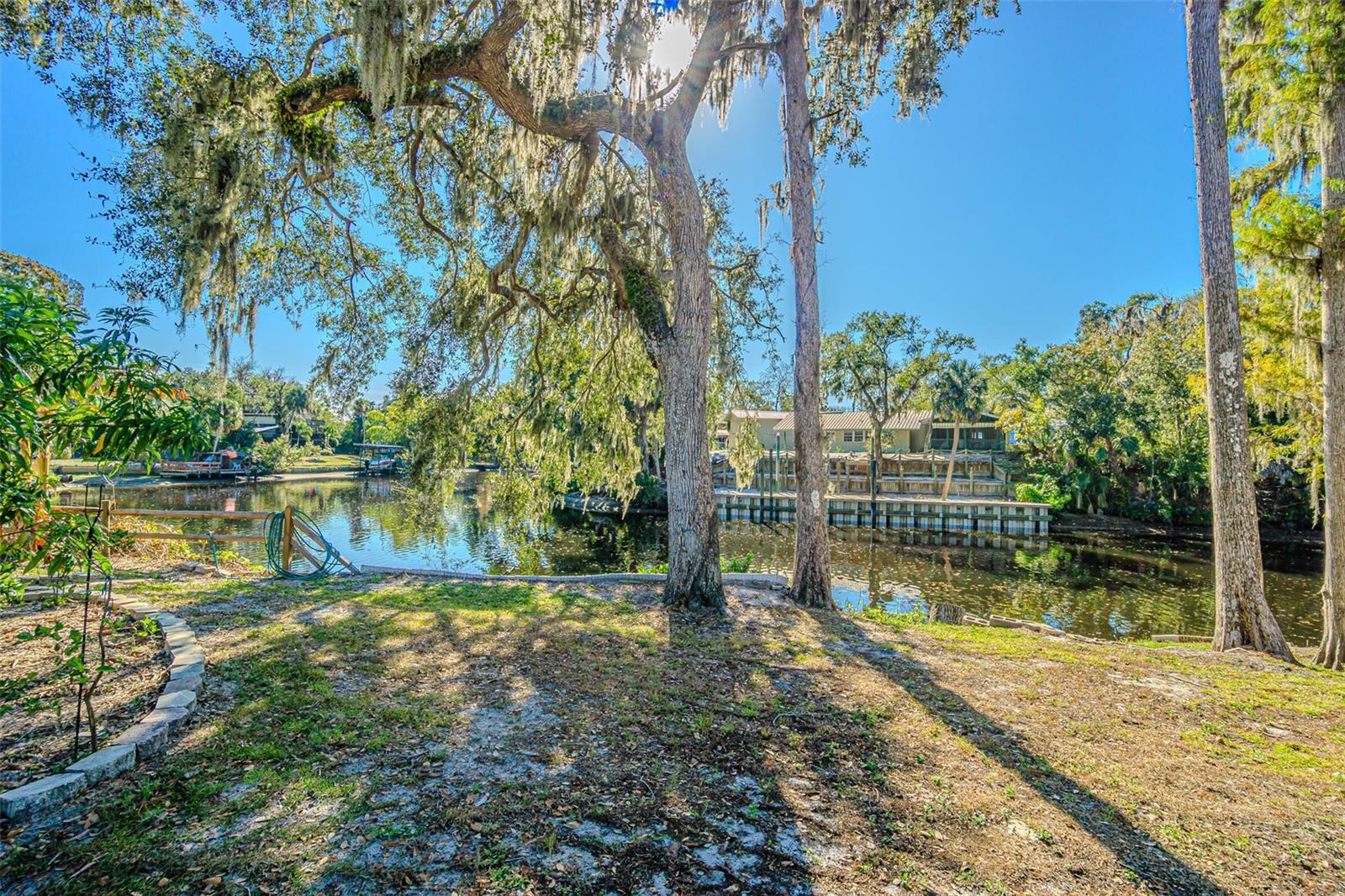 Image 44 of 46 For 3918 Alafia Boulevard