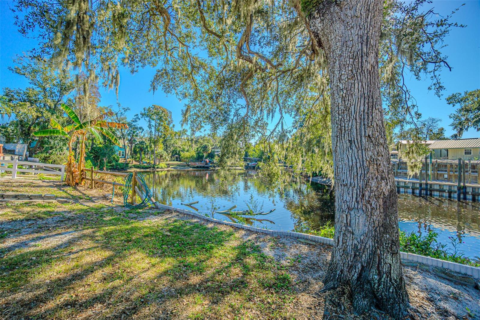 Image 45 of 46 For 3918 Alafia Boulevard