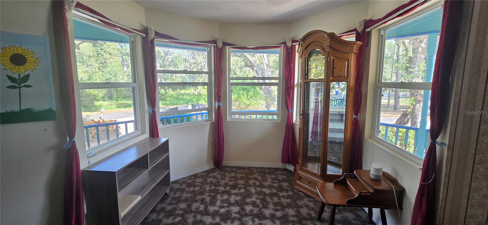 Listing photo id 4 for 3918 Alafia Boulevard