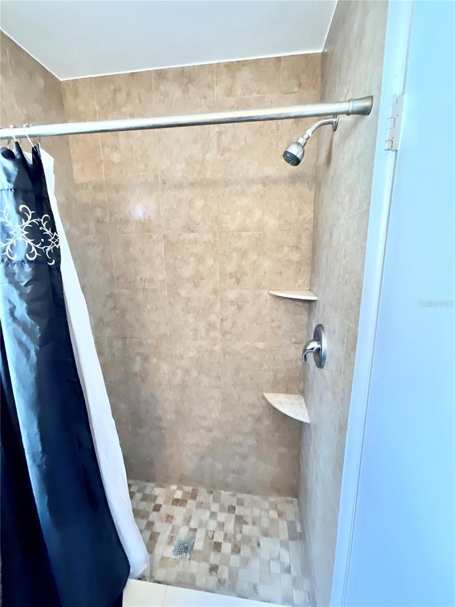 Image 17 of 22 For 5621 Mirada Drive