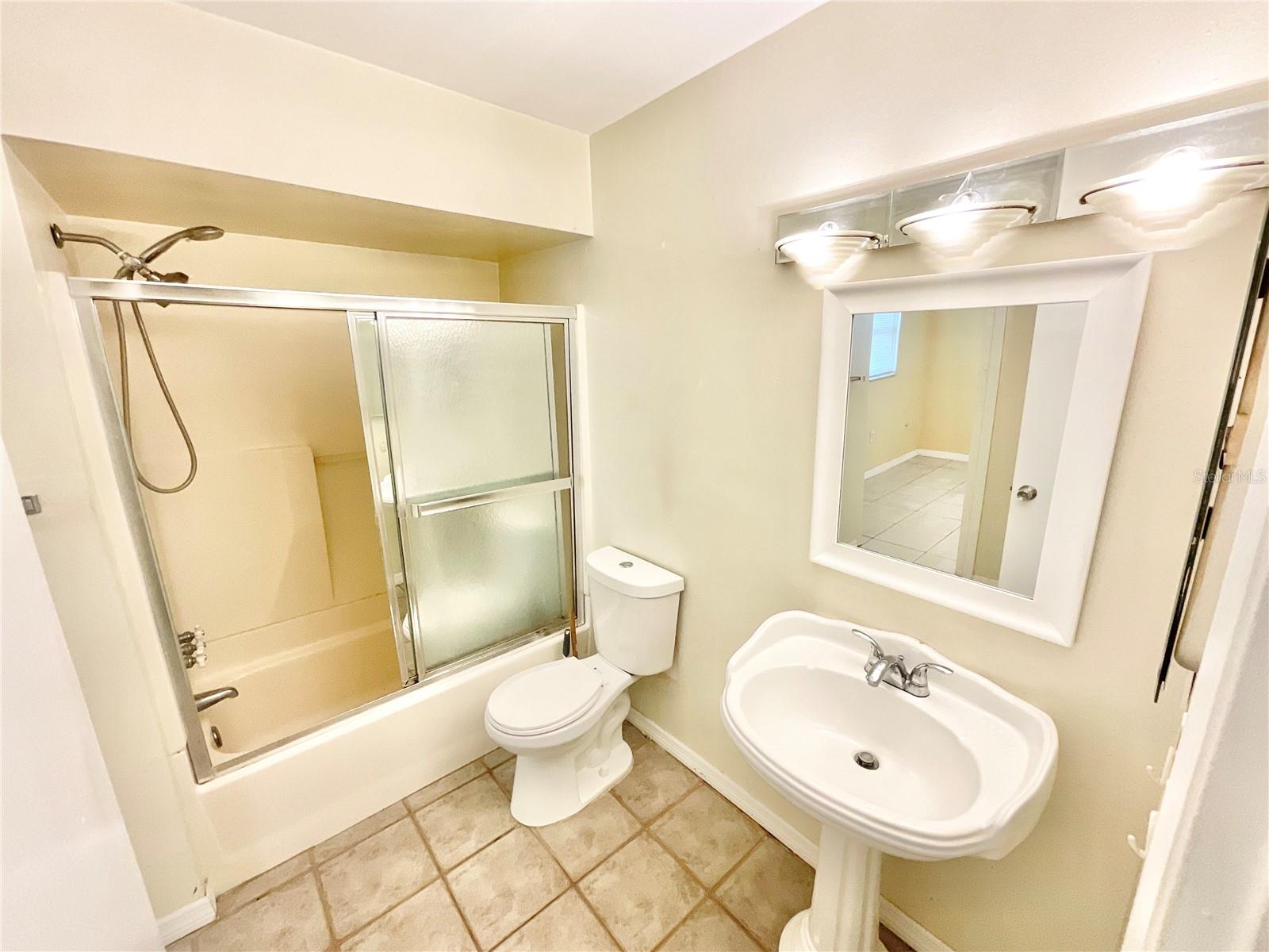 Image 20 of 22 For 5621 Mirada Drive