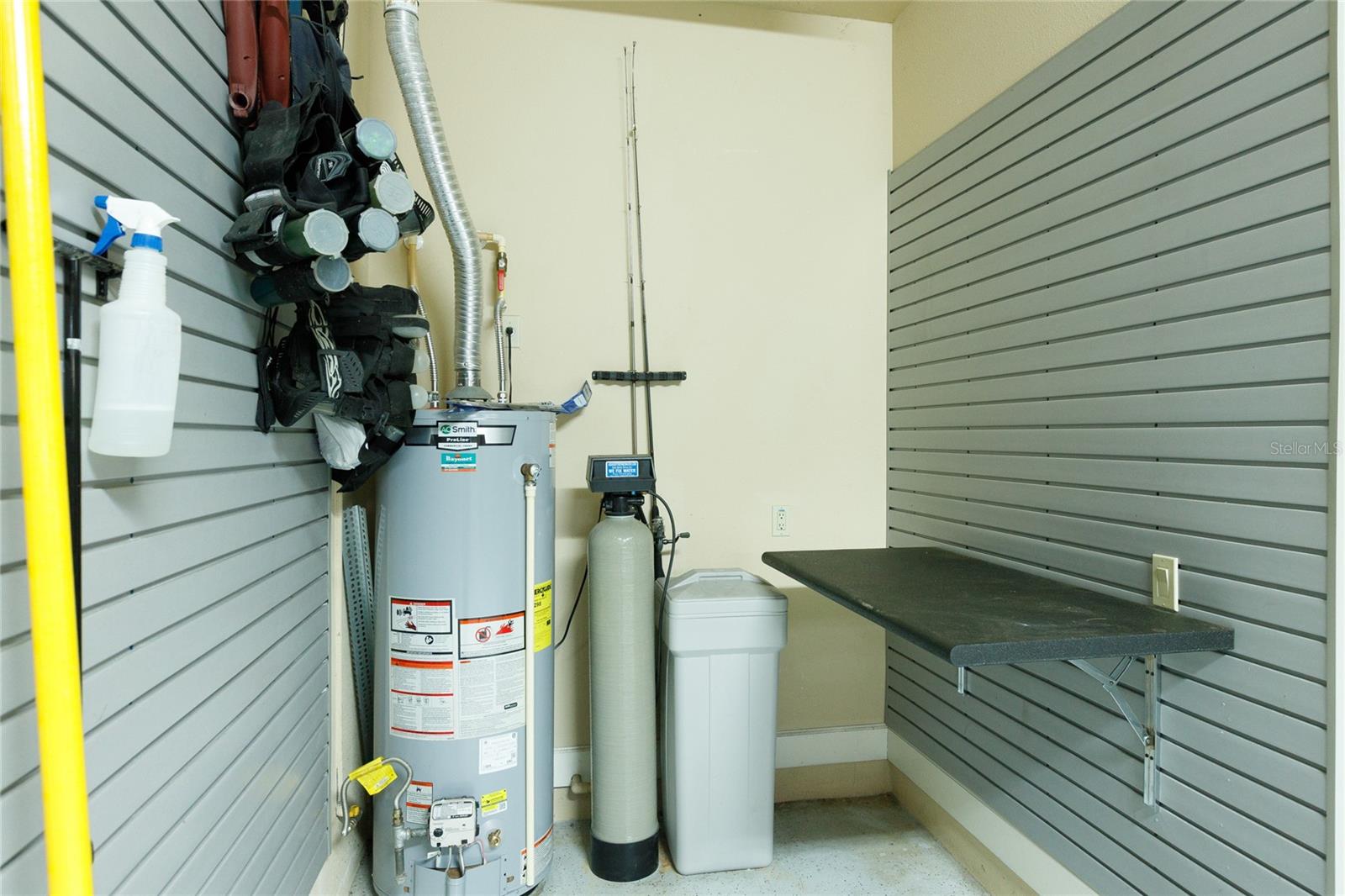 Image 52 of 65 For 3015 Lynwood Court