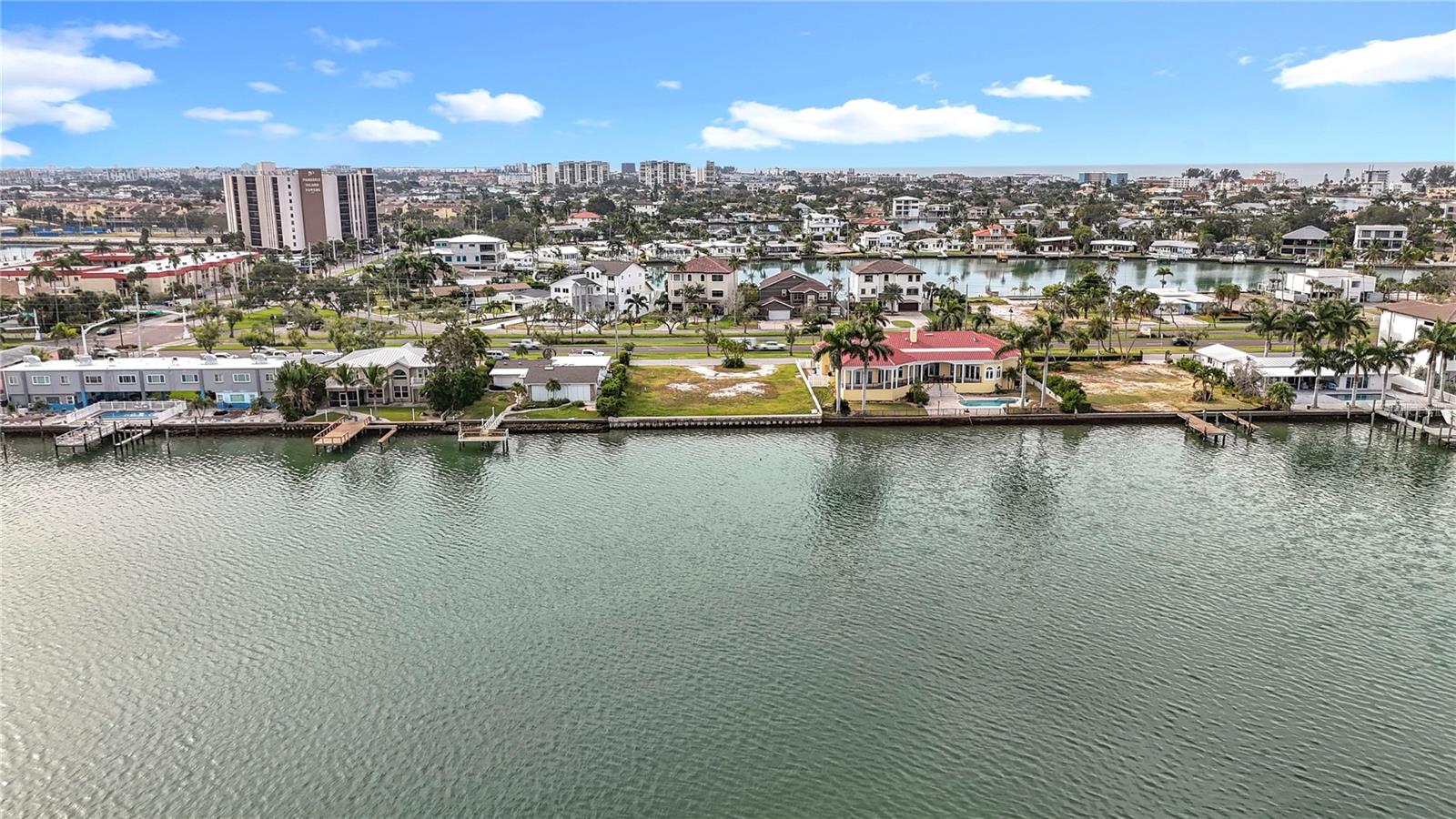 Image 36 of 48 For 12 Paradise Lane