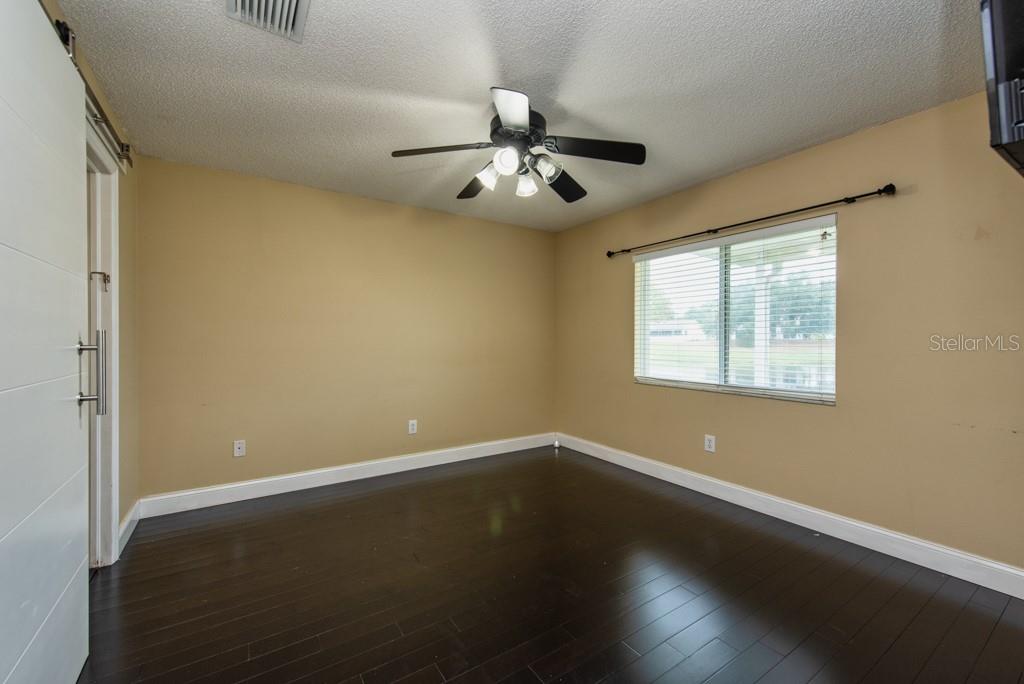 Listing photo id 19 for 13313 Ashbark Court