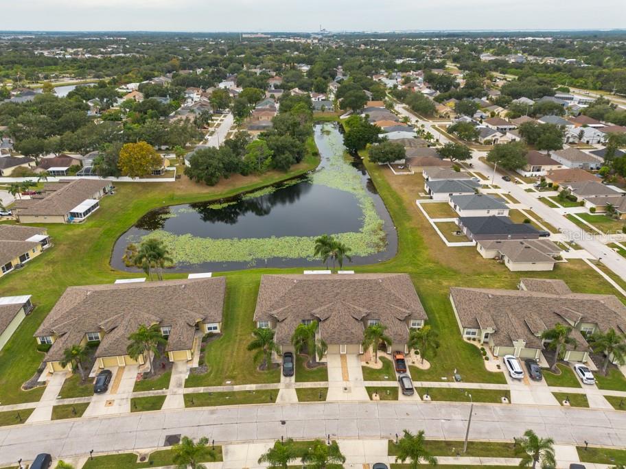 Listing photo id 31 for 13313 Ashbark Court