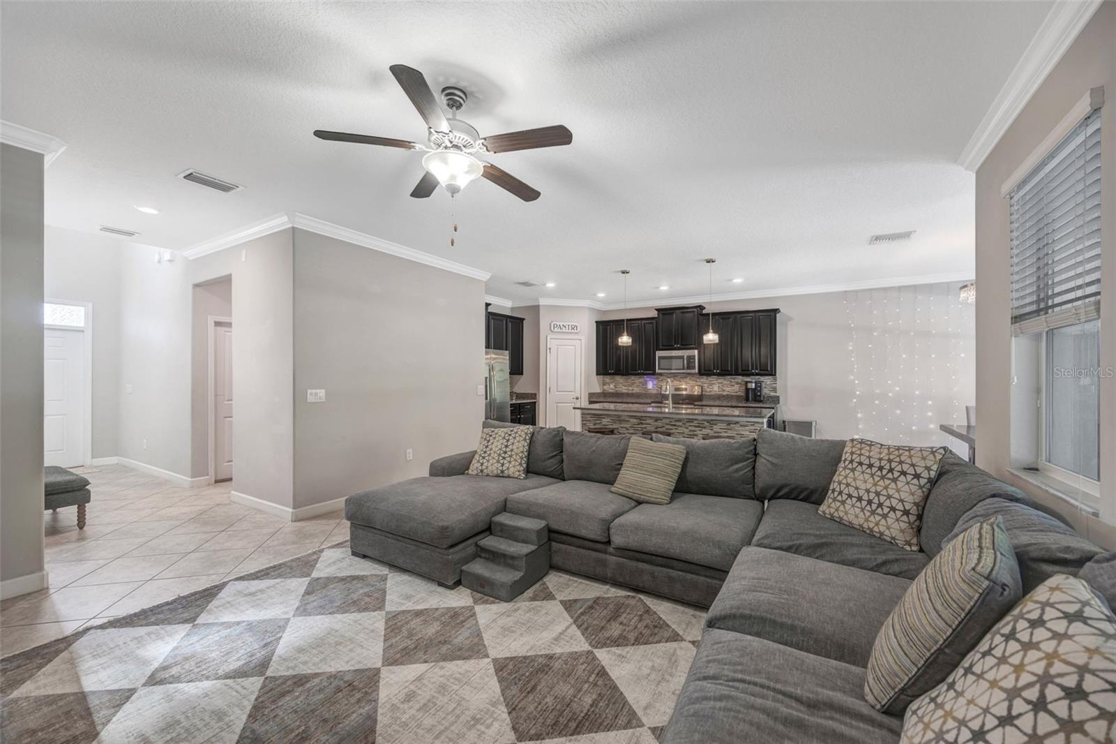 Image 12 of 57 For 1595 Ludington Avenue