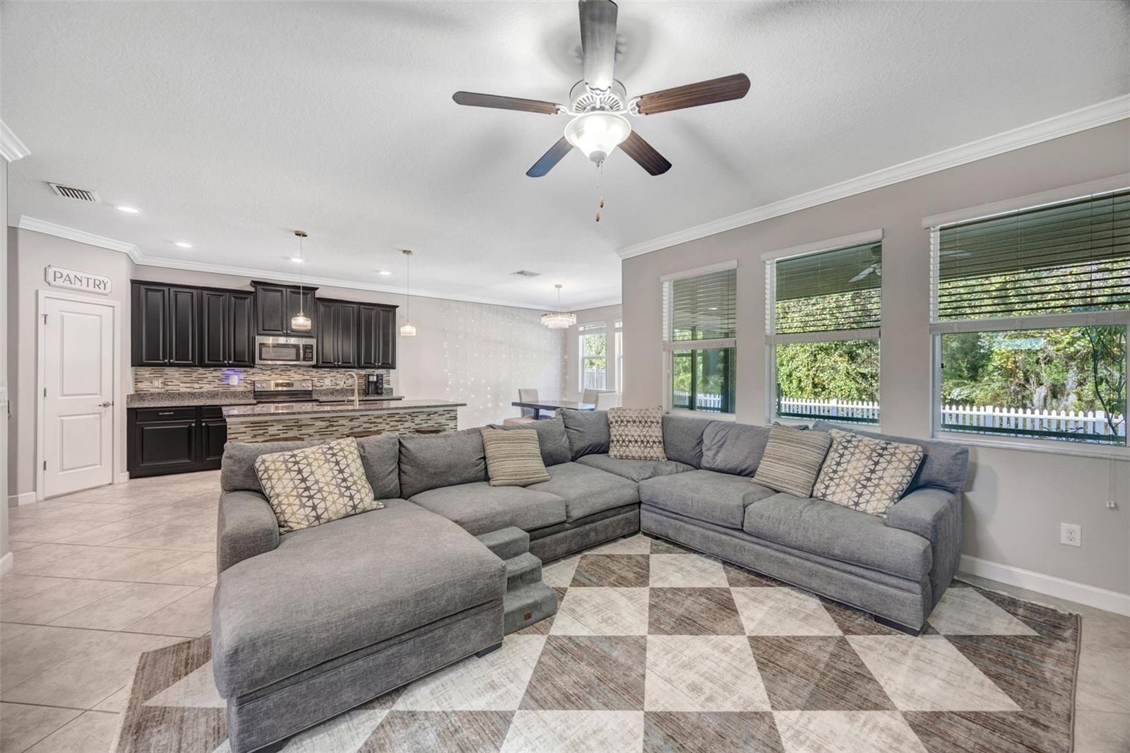 Image 17 of 57 For 1595 Ludington Avenue