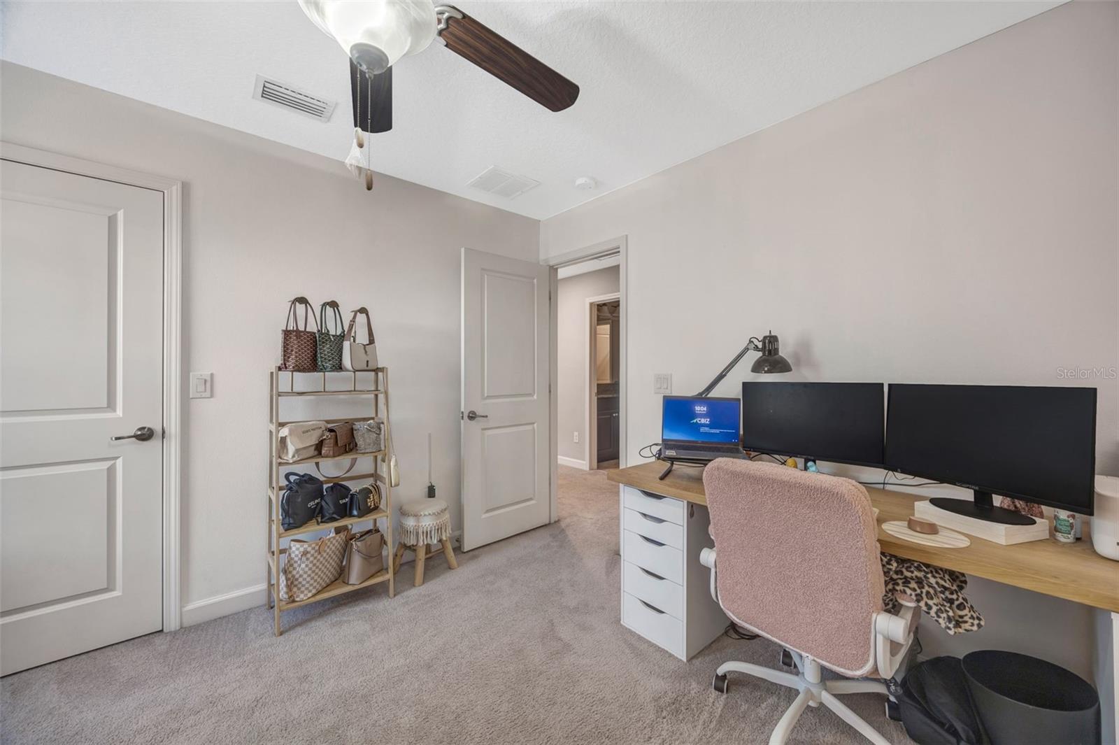 Image 35 of 57 For 1595 Ludington Avenue