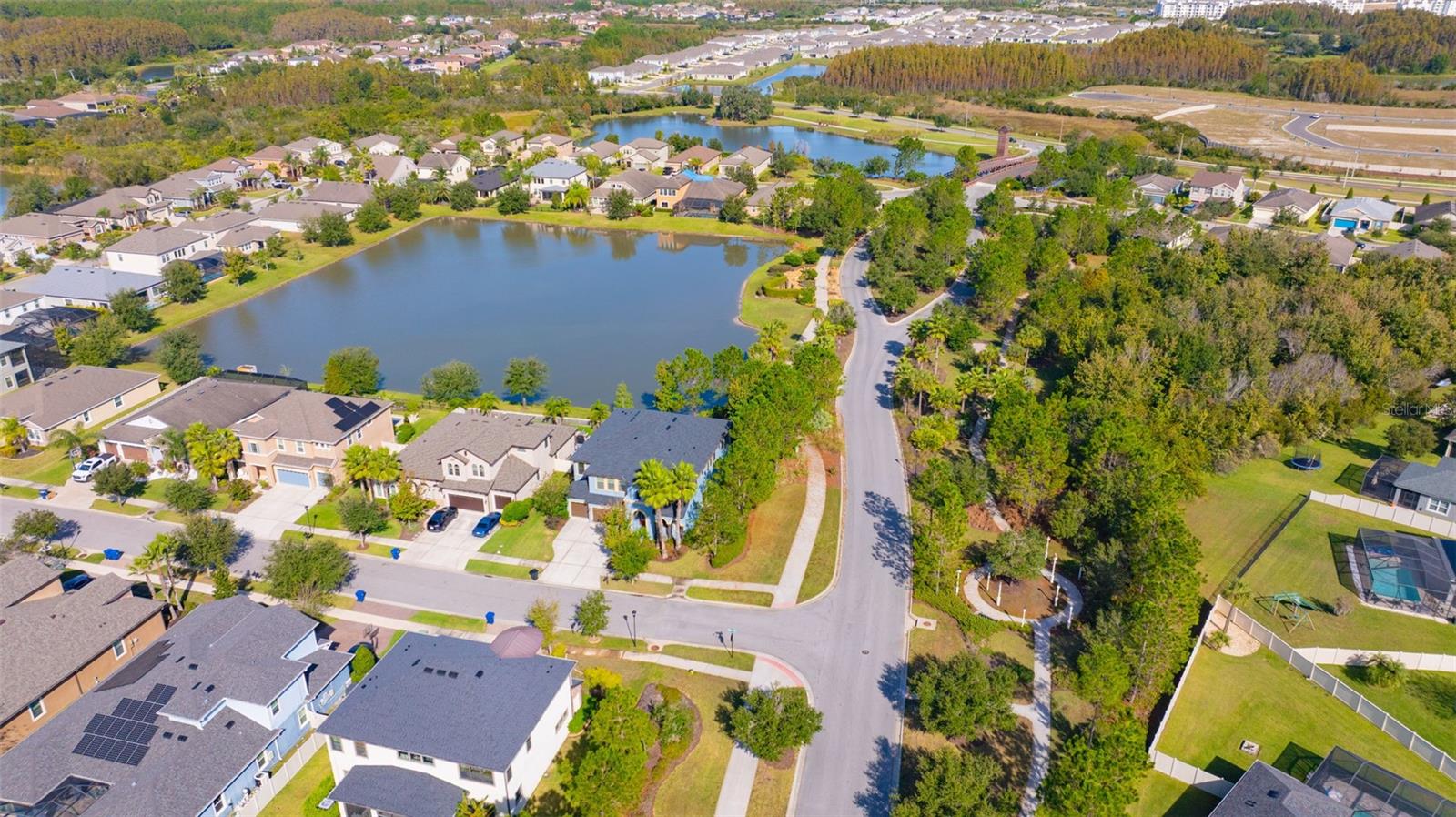 Image 46 of 57 For 1595 Ludington Avenue