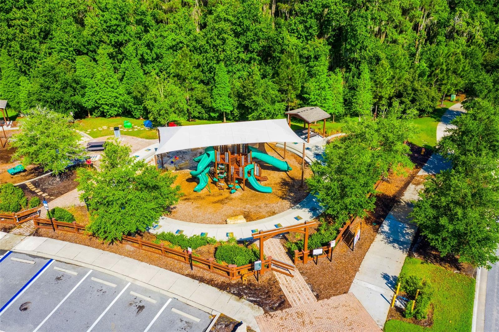 Image 55 of 57 For 1595 Ludington Avenue