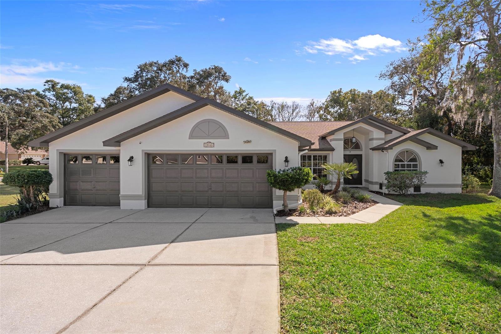Details for 18164 Winding Oaks Boulevard, HUDSON, FL 34667