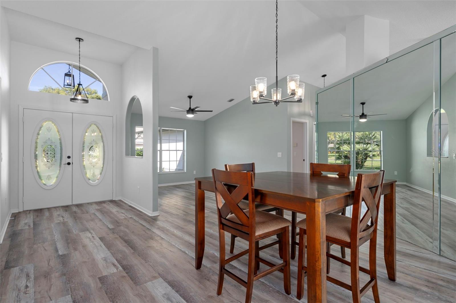 Image 10 of 65 For 18164 Winding Oaks Boulevard