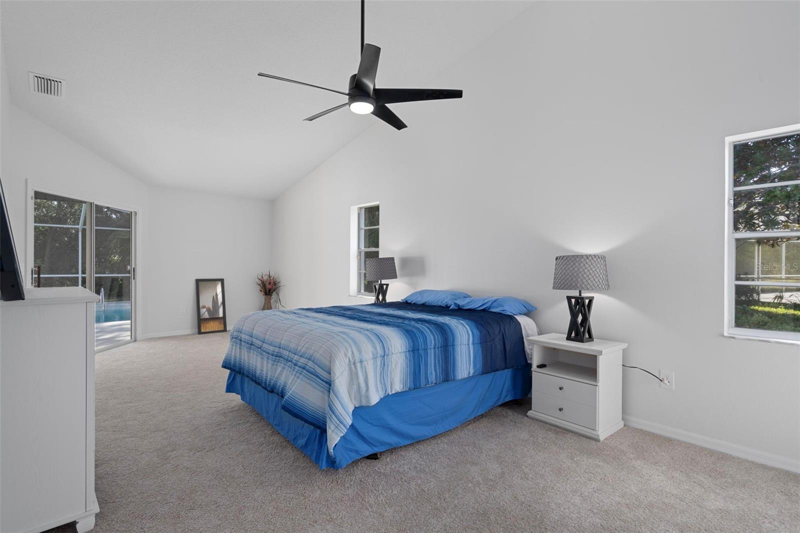 Image 16 of 65 For 18164 Winding Oaks Boulevard