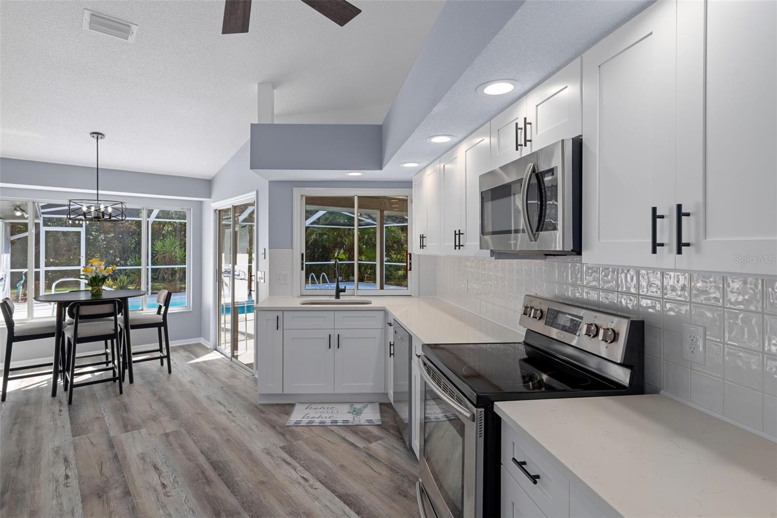 Image 18 of 65 For 18164 Winding Oaks Boulevard