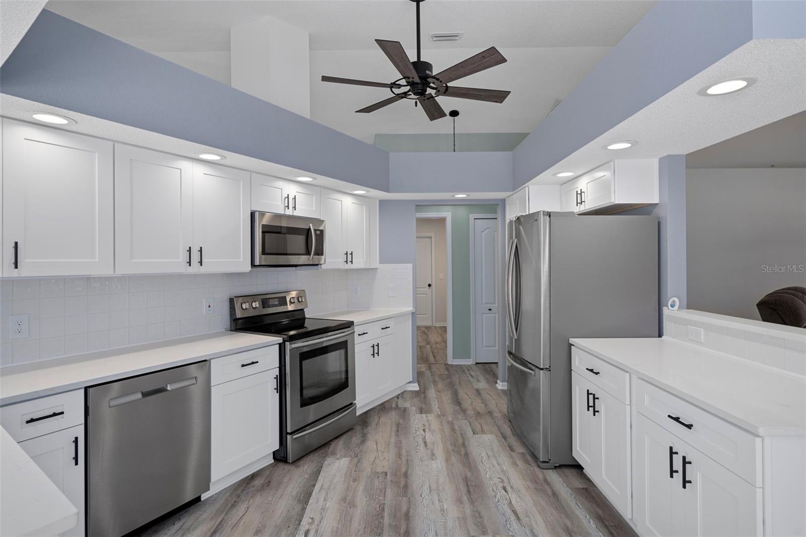 Image 20 of 65 For 18164 Winding Oaks Boulevard