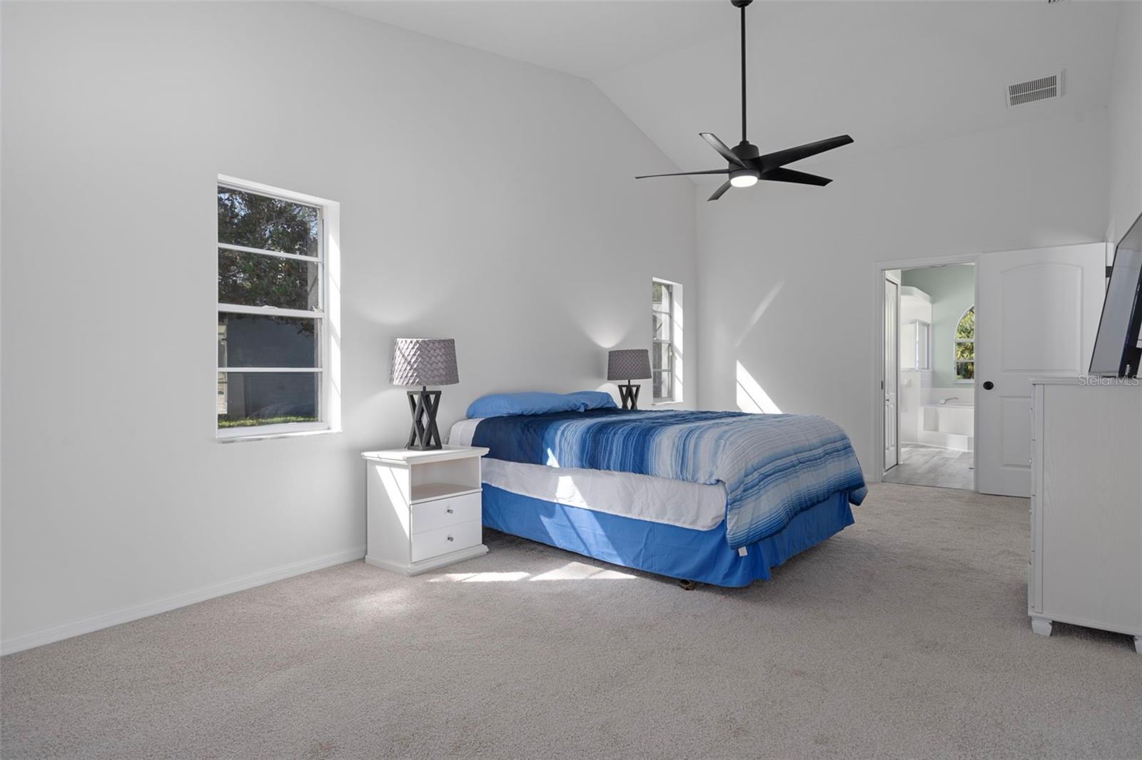 Image 30 of 65 For 18164 Winding Oaks Boulevard