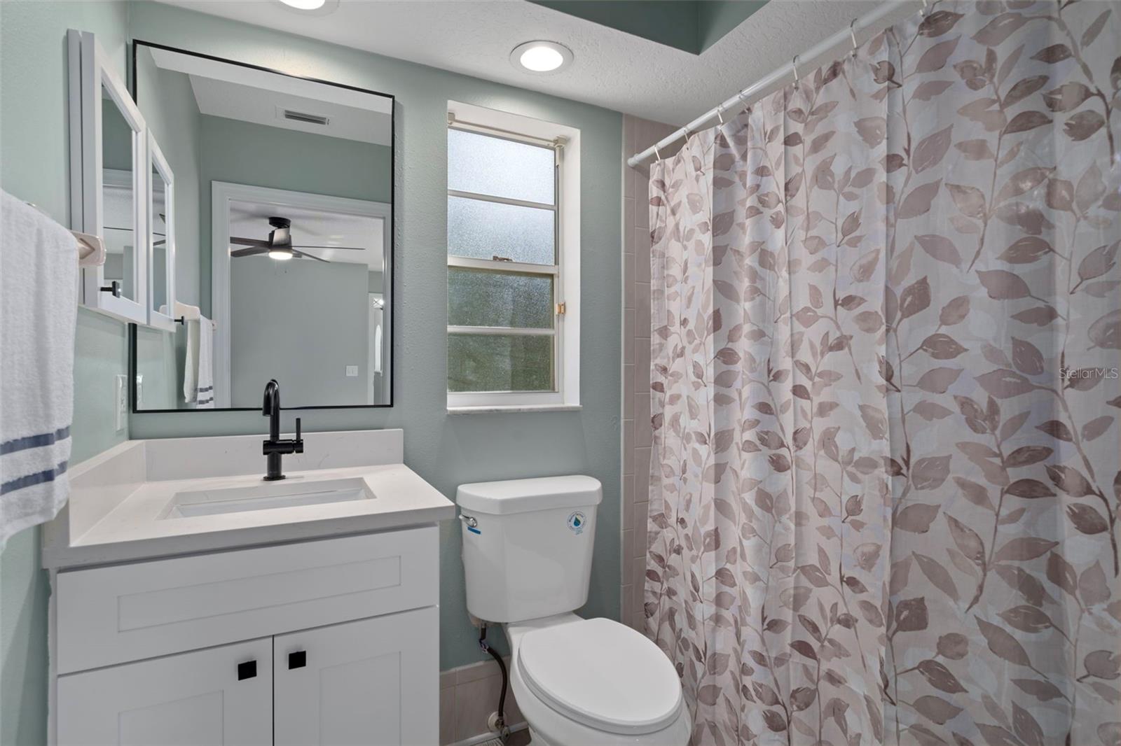 Image 39 of 65 For 18164 Winding Oaks Boulevard