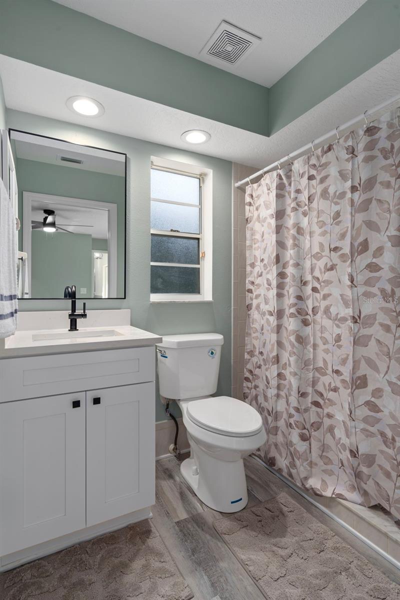 Image 51 of 65 For 18164 Winding Oaks Boulevard