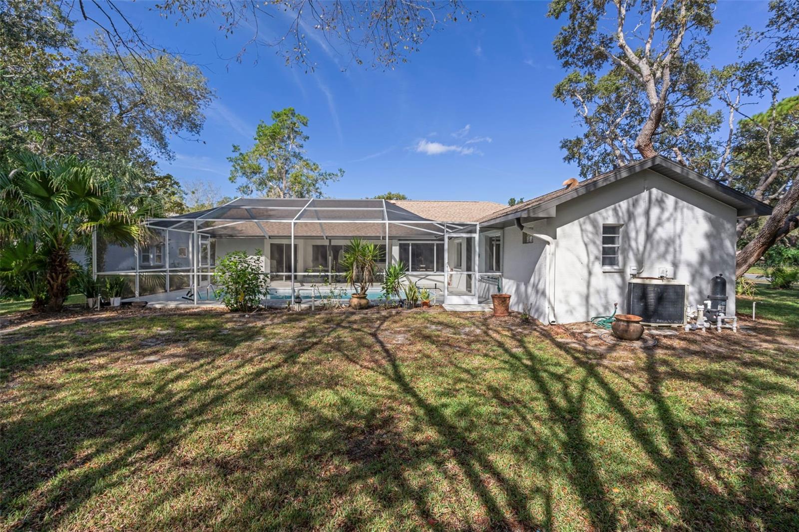 Image 52 of 65 For 18164 Winding Oaks Boulevard