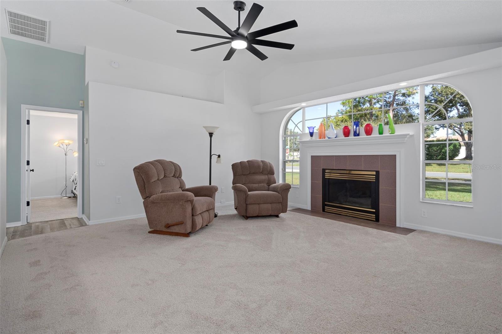 Image 7 of 65 For 18164 Winding Oaks Boulevard