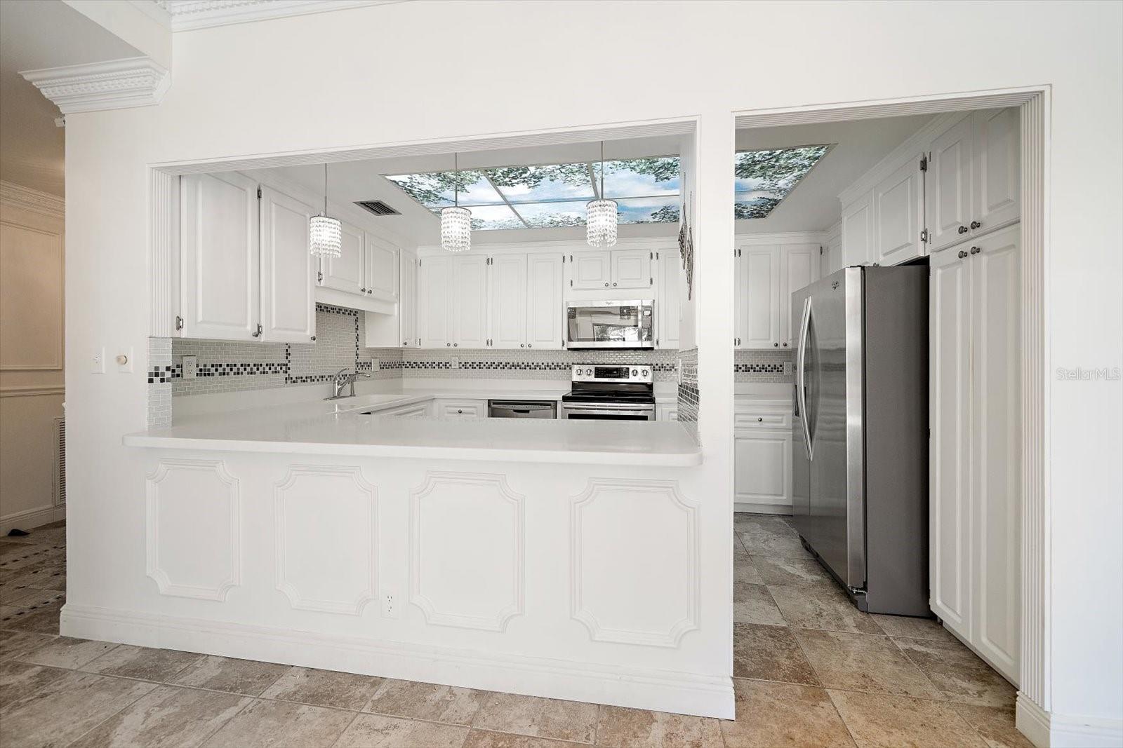 Image 11 of 67 For 4 Belleview Boulevard 106