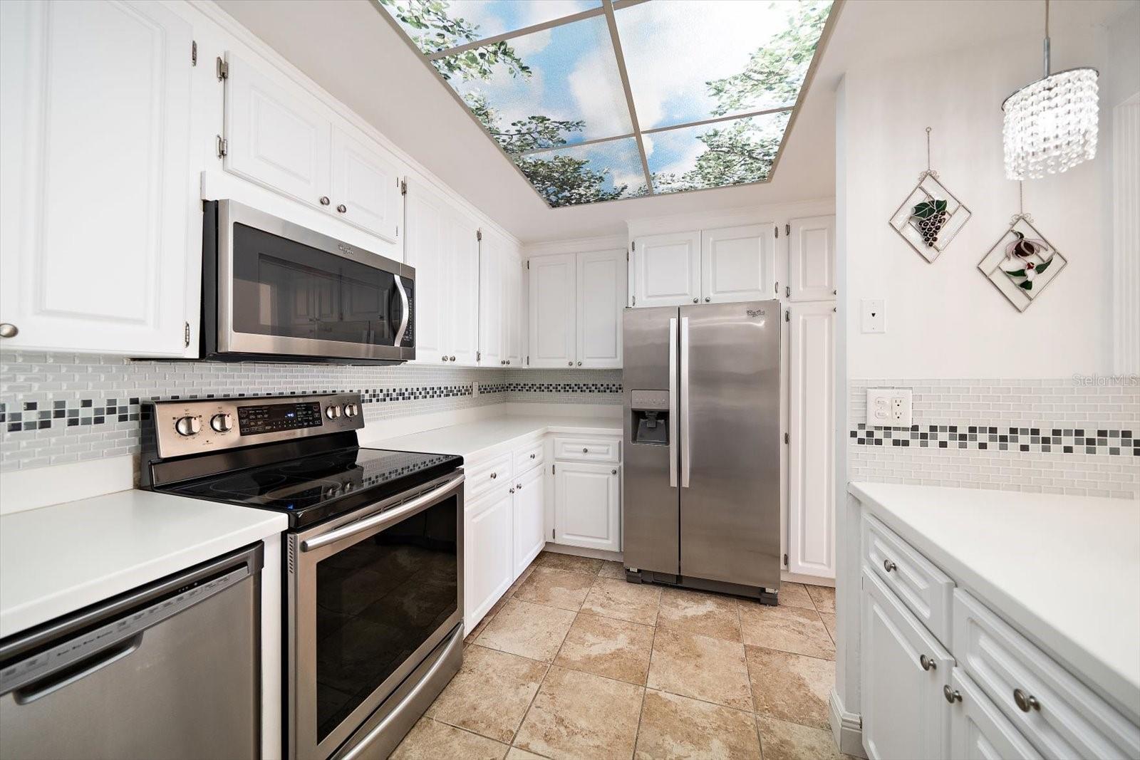 Image 12 of 67 For 4 Belleview Boulevard 106