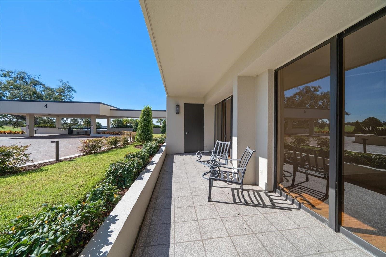 Image 16 of 67 For 4 Belleview Boulevard 106