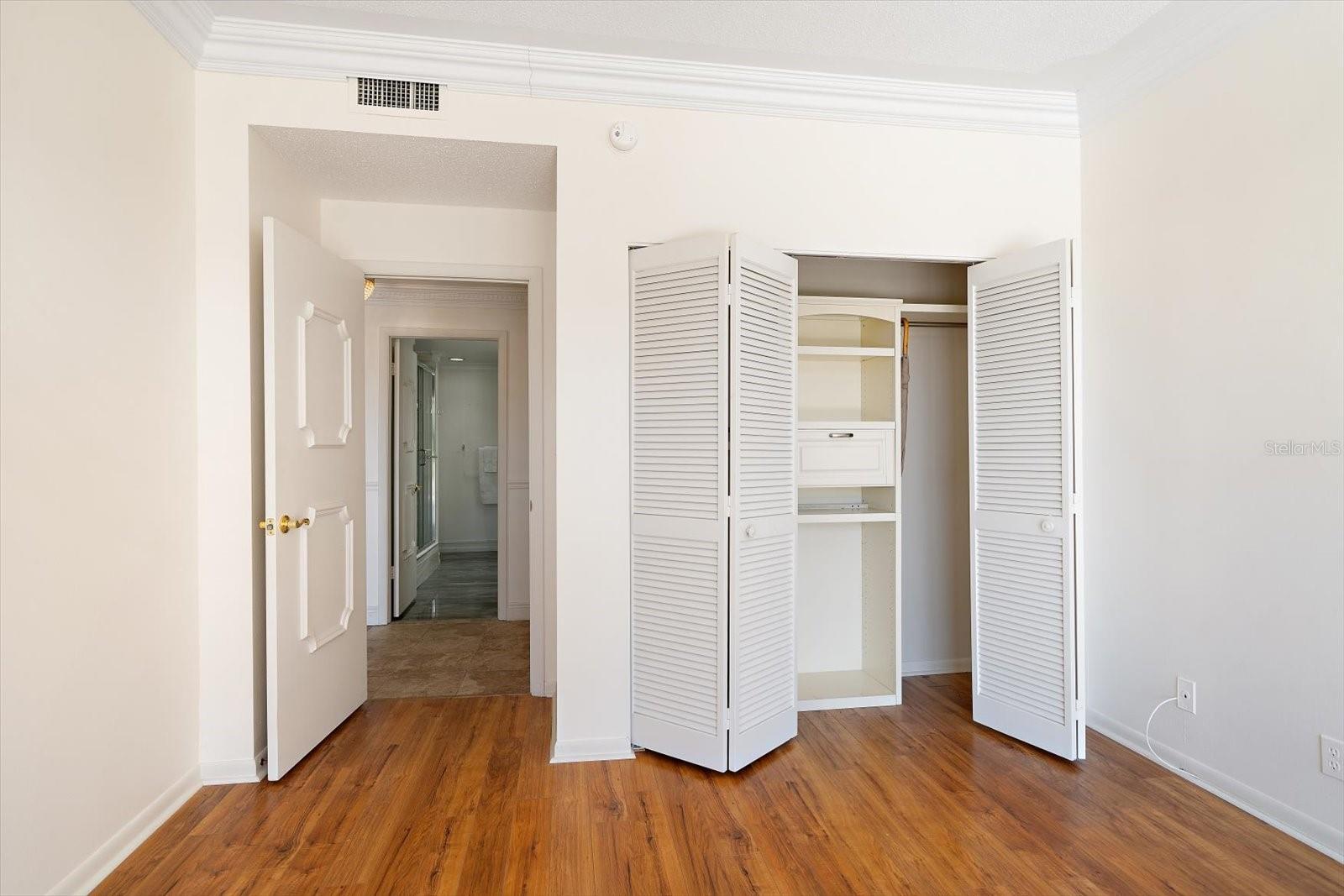 Image 18 of 67 For 4 Belleview Boulevard 106